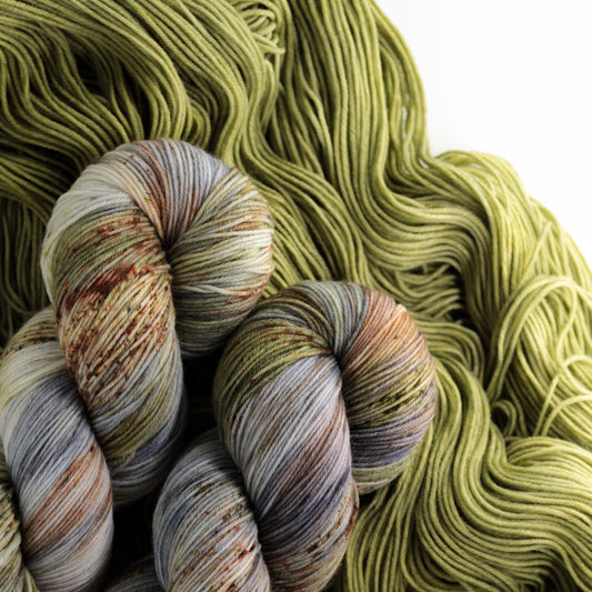 hand dyed yarn skeins 