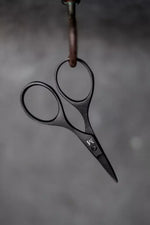 Load image into Gallery viewer, Merchant and Mills - Baby Bow Scissors
