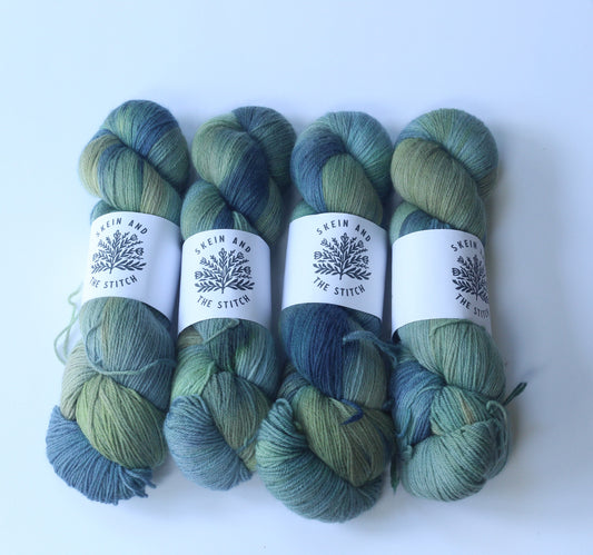 Saltwick Bay - Natural 4ply