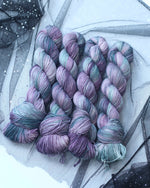 Load image into Gallery viewer, Winter Sky: Seasonal Colourway
